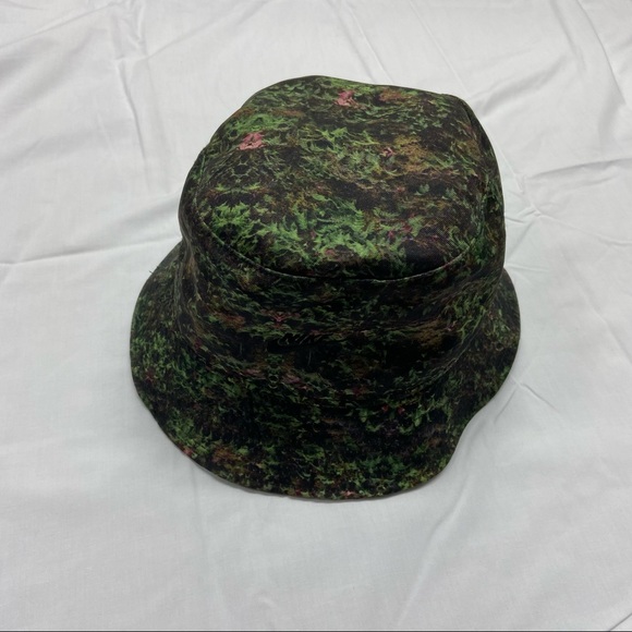 Nike Patterned Bucket Hat - Picture 5 of 5